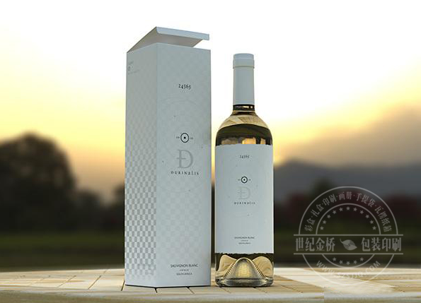 酒盒設(shè)計(jì)生產(chǎn)是包裝盒界的最高挑戰(zhàn)之一